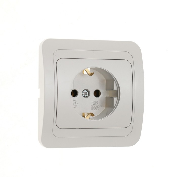 Розетка одноместная Luazon Lighting  Розетка одноместная Luazon Lighting "Орион", 16 А, скрытая, с з/к, серебристая