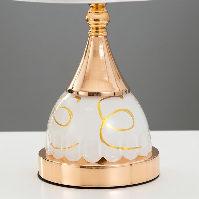 Лампа настольная с подсветкой 58087/1 1х40Вт Е27 золото 20х20х36 см RISALUX