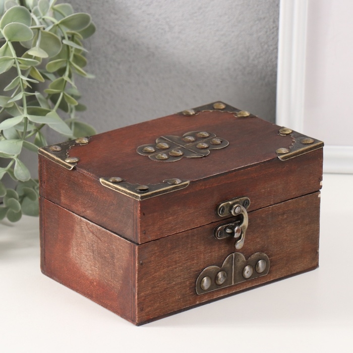 Шкатулка дерево сундучок Шкатулка дерево сундучок "Ге́рцогство" с заклёпками, коричневая 15х10,5х8,5 см