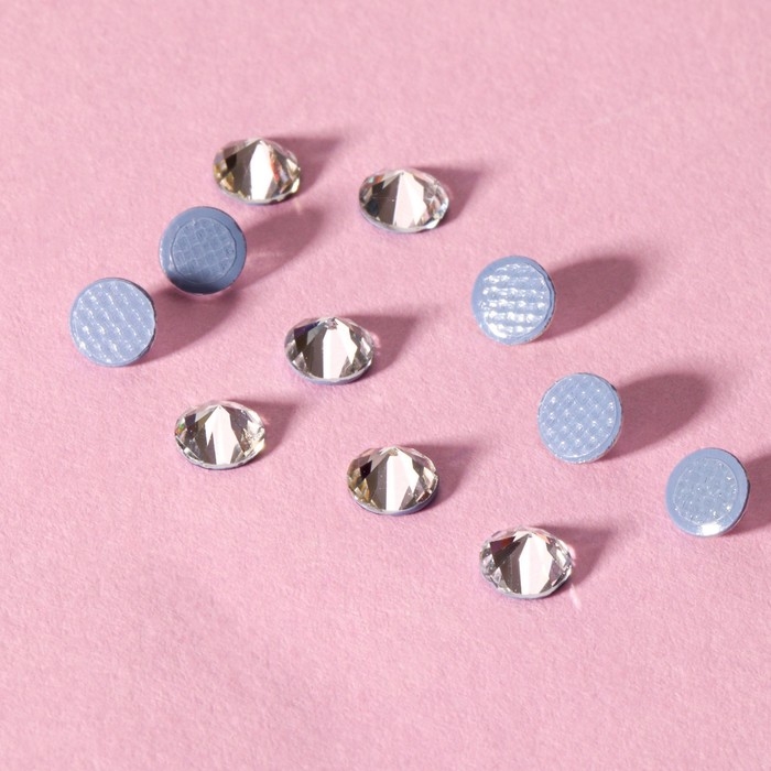 Стразы термоклеевые «Конус», стеклянные, SS16, d = 4 мм, 100 шт, цвет белый Стразы термоклеевые «Конус», стеклянные, SS16, d = 4 мм, 100 шт, цвет белый