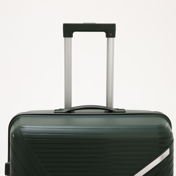 Чемодан большой 100 л (L), отдел на молнии, кодовый замок, 4 колеса, цвет зелёный Чемодан большой 100 л (L), отдел на молнии, кодовый замок, 4 колеса, цвет зелёный