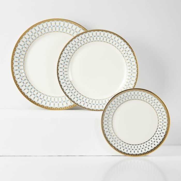 Набор тарелок фарфоровых Royal, 3 предмета: d=18/23/25,7 см, цвет белый Набор тарелок фарфоровых Royal, 3 предмета: d=18/23/25,7 см, цвет белый