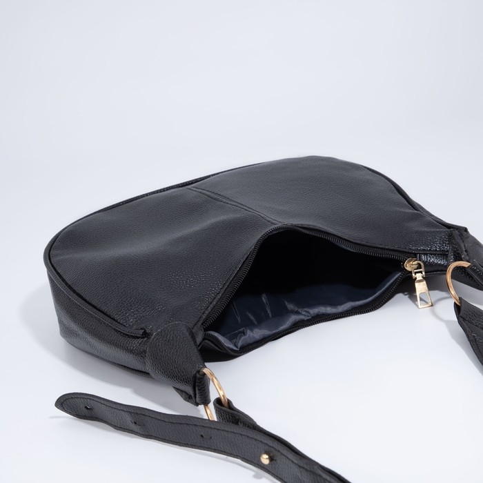 Сумка-багет на молнии, цвет черный Сумка-багет на молнии, цвет черный