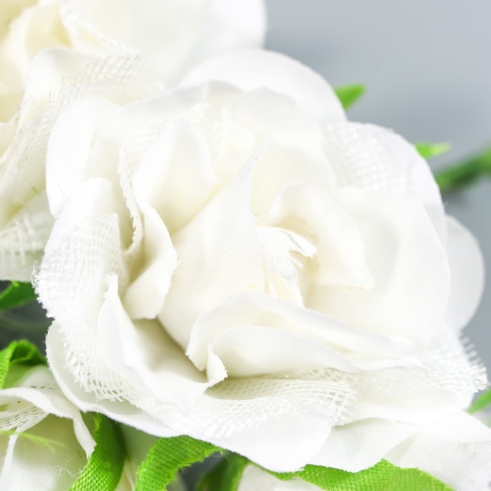 Цветы для декорирования Цветы для декорирования "Роза Лавиния белая" 1 букет=6 цветов 9 см