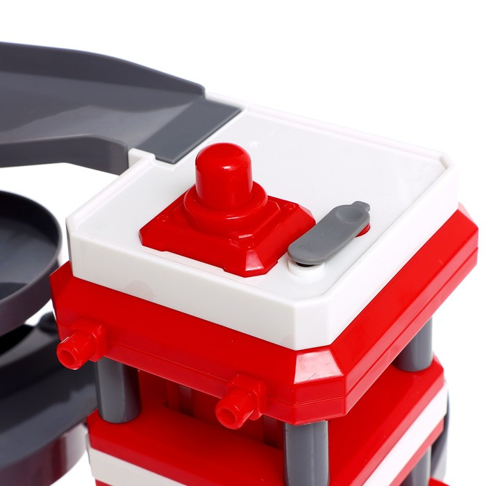 Парковка «Пожарная часть», с 2 машинками, с водяной пушкой Парковка «Пожарная часть», с 2 машинками, с водяной пушкой