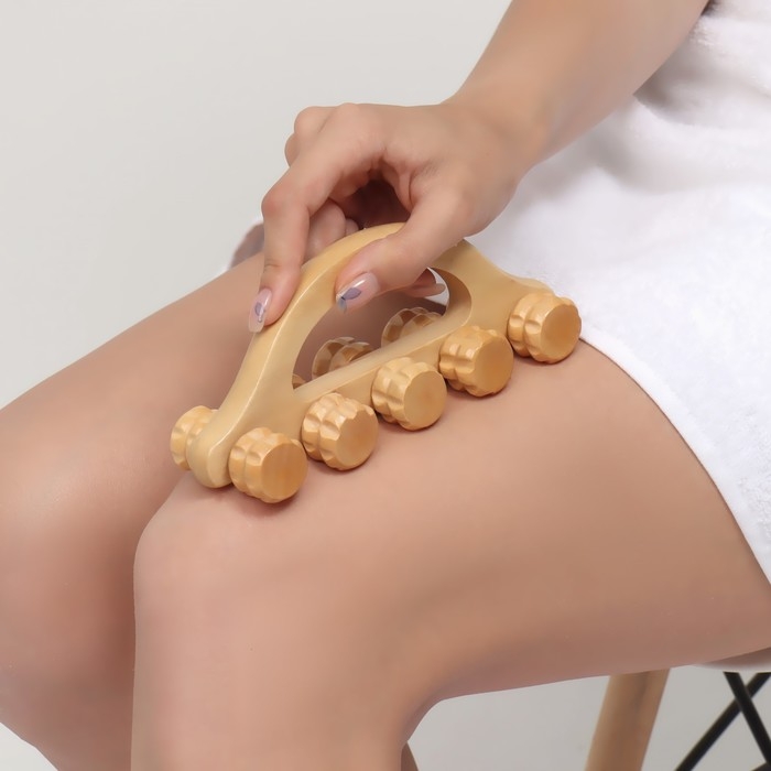 Массажёр «Гусеница», 18 × 5,5 × 8 см, 10 колёс, деревянный Массажёр «Гусеница», 18 × 5,5 × 8 см, 10 колёс, деревянный