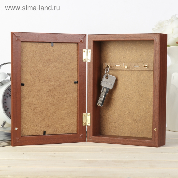 Ключница Ключница "Москва" орех 15х21см