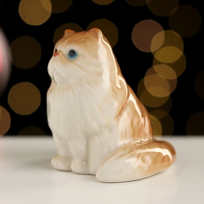 Сувенир Сувенир "Сидящий персидский кот", 5,5х5х4,5 см ,фарфор цвет МИКС