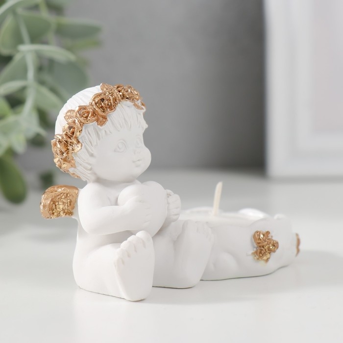 Подсвечник полистоун  Подсвечник полистоун "Ангелочек с сердцем, в золотом венке" 6х5,3х8 см