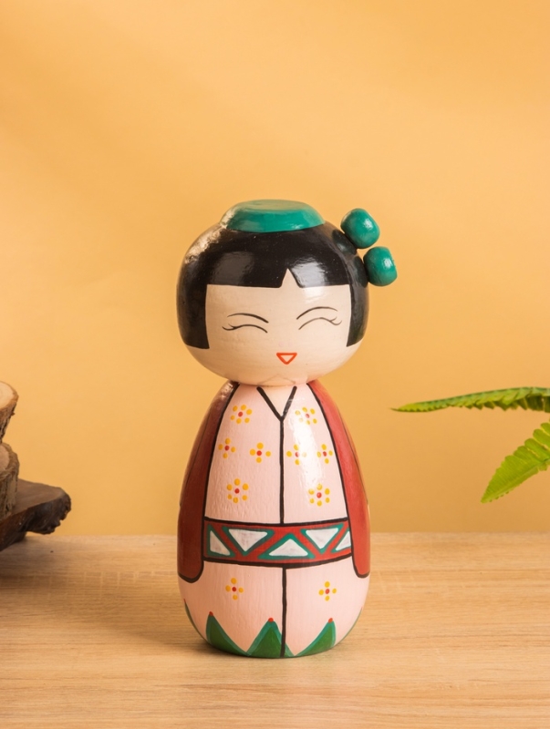 Деревянная кукла кокеши Деревянная кукла кокеши "Кэтсуми" 9х9х21 см