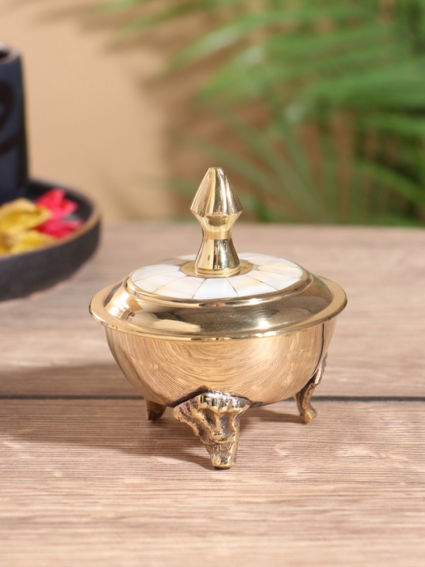 Шкатулка Шкатулка "Лакшми" латунь с перламутром 7х7х9 см