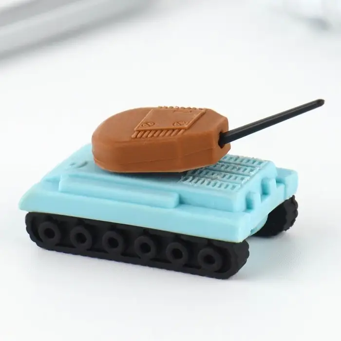 Подарочный набор: блокнот, ручка-фигурная и ластик «Настоящий герой» Подарочный набор: блокнот, ручка-фигурная и ластик «Настоящий герой»