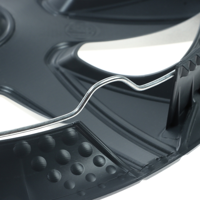 Колпаки колесные R15 Колпаки колесные R15 "ДЖОЙ ", серебристо-черный, карбон, набор 4 шт