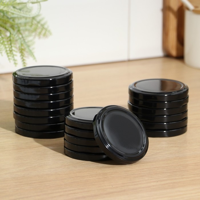 Набор крышек для консервирования Доляна «Ночь», ТО-66 мм, металл, 20 шт. Набор крышек для консервирования Доляна «Ночь», ТО-66 мм, металл, 20 шт.