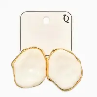 Серьги большие &laquo;Мятый овал&raquo;, акрил, белые в золоте