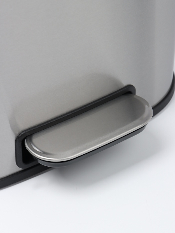 Ведро мусорное с педалью, 12л, нерж. сталь, цвет хром матовый Ведро мусорное с педалью, 12л, нерж. сталь, цвет хром матовый