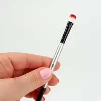 Кисть для макияжа, двусторонняя, 13.5 (± 1) см, серебристая, чёрная