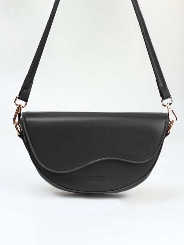 Сумка женская мессенджер на молнии, цвет чёрный Сумка женская мессенджер на молнии, цвет чёрный