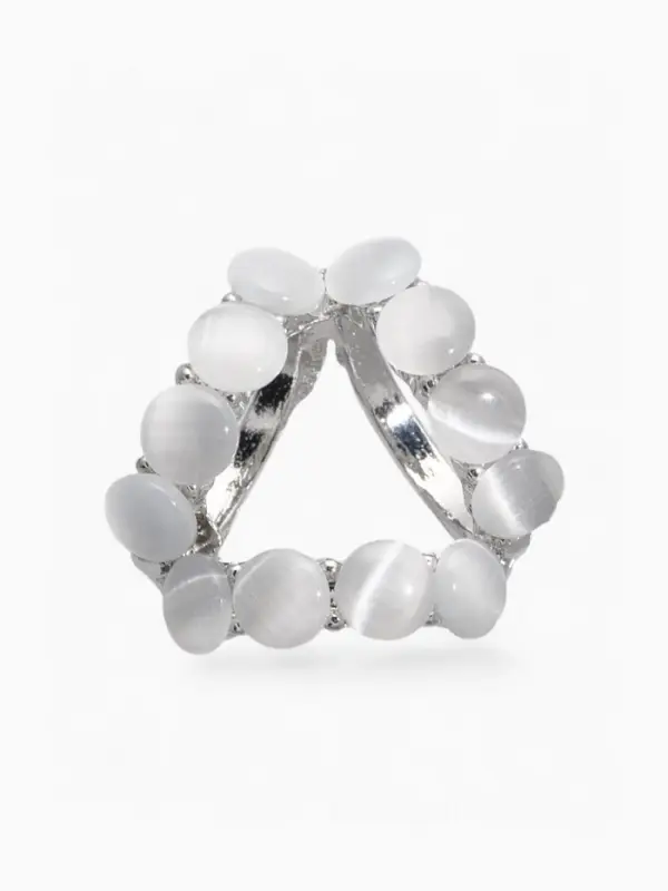 Муфта для платка &laquo;Треугольник&raquo;, серая в серебре