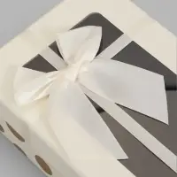Набор подарочных коробок 3 в 1, прямоугольные с окном 23&times;16&times;9.5 21&times;14&times;8.0 19&times;12&times;6.5 см