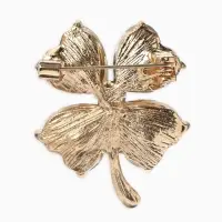 Брошь &laquo;Клевер&raquo;, цвет изумрудный в золоте