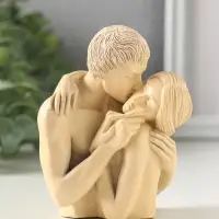 Фигурка &laquo;Любовь&raquo;, 10&times;8&times;7 см, слоновая кость