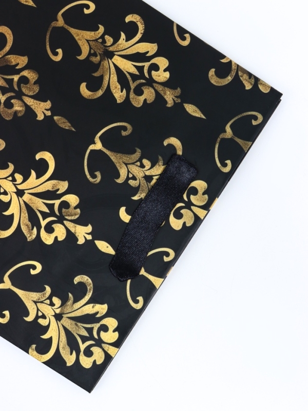 Пакет подарочный вертикальный «Черное золото», MS 18 х 23 х10 см