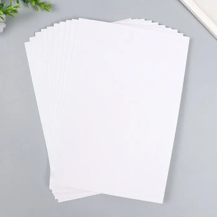 Фоамиран глиттерный 2 мм 20х30 см, белый хамелеон Фоамиран глиттерный 2 мм 20х30 см, белый хамелеон