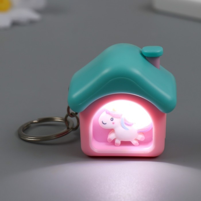 Фонарик свет на кольце  Фонарик свет на кольце "Сказка в домике" МИКС 3,5х4,3х4,2 см