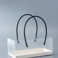 Коробка под рулет с ручками, белая 22,5 х 11 х 10 см Коробка под рулет с ручками, белая 22,5 х 11 х 10 см