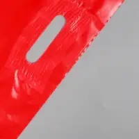 Пакет с вырубной усиленной ручкой ПВД 40х50 45 мкм Красный