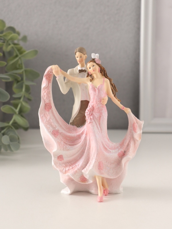 Сувенир полистоун Сувенир полистоун "Танцующая пара" бело-розовый 9,5х5х13 см