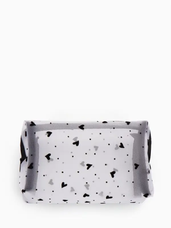 Косметичка дор Сердца, сетка 18*7,5*10, отд на молнии, белый Косметичка дор Сердца, сетка 18*7,5*10, отд на молнии, белый