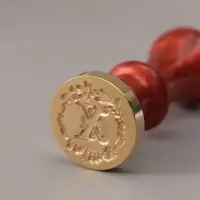 Печать для сургуча с пластиковой ручкой &laquo;Венок с буквой X&raquo;, 2.5&times;2.5&times;6.3 см
