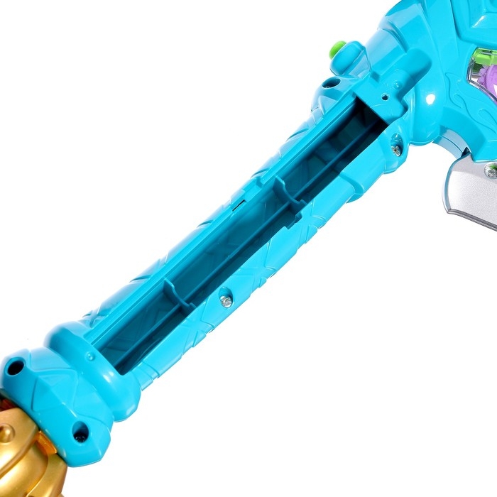 Секира с шестерёнками, световые и звуковые эффекты, вибрация лезвия, работает от батареек, 3+ Секира с шестерёнками, световые и звуковые эффекты, вибрация лезвия, работает от батареек, 3+