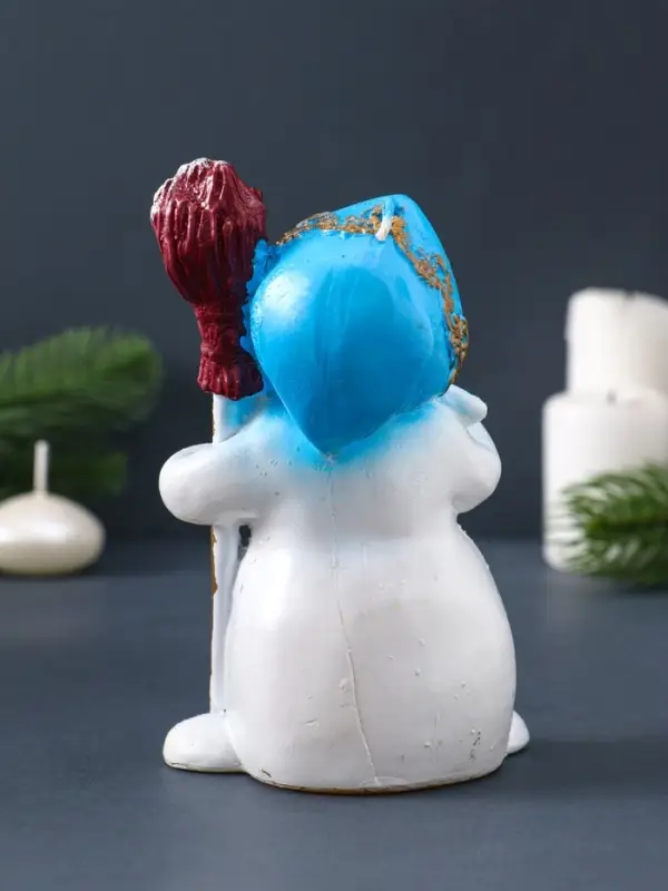 Свеча фигурная "Снеговик с метлой" 8х6,5х14 см, цв. голубой