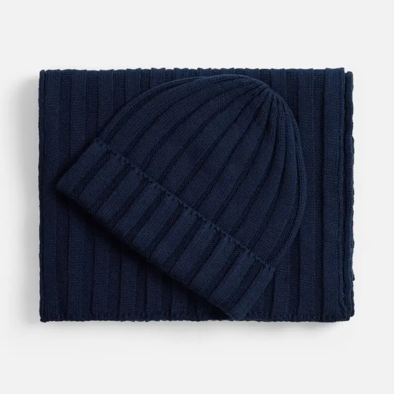 Шапка Metelitsa, темно-синяя (сапфир) Шапка Metelitsa, темно-синяя (сапфир)