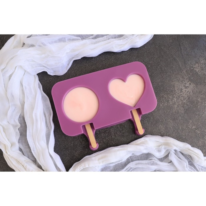 Форма для мороженого «Любовь», силикон, 19,5×11×2,5 см, 2 ячейки, с крышкой и палочками (50 шт), цвет МИКС Форма для мороженого «Любовь», силикон, 19,5×11×2,5 см, 2 ячейки, с крышкой и палочками (50 шт), цвет МИКС