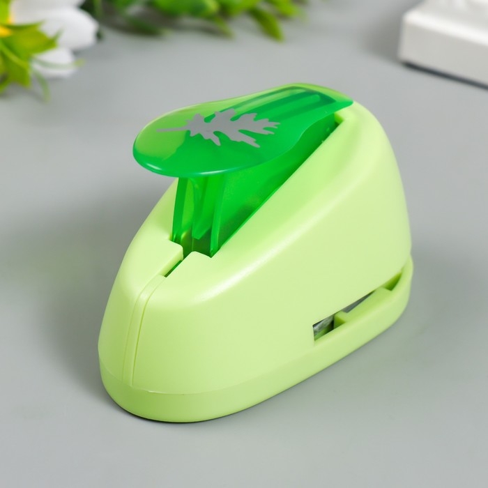 Фигурный компостер Фигурный компостер "Рукоделие. Узор 075" 8,5х5,4 см, d = 2.5 см