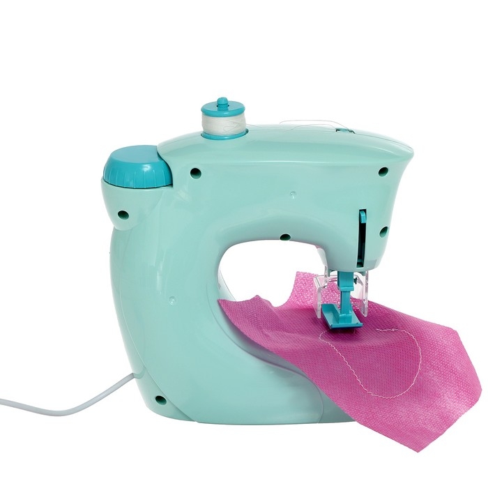 Швейная машинка «Креатив» Швейная машинка «Креатив»