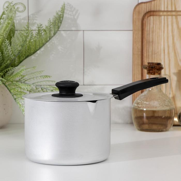 Ковш, 1 л, карбоновая ручка, металлическая крышка, цвет серый Ковш, 1 л, карбоновая ручка, металлическая крышка, цвет серый