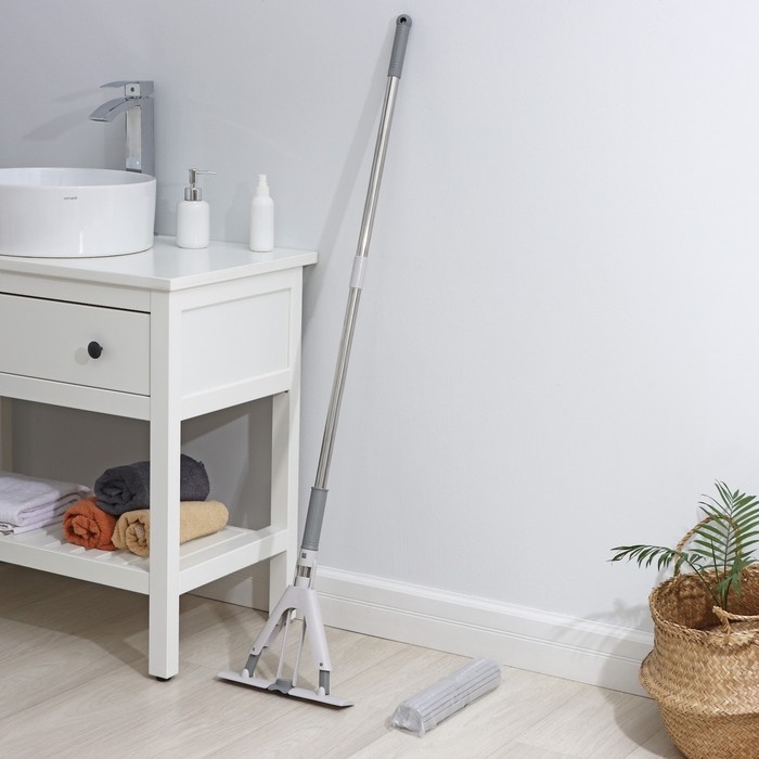 Швабра для мытья пола PVA Raccoon, со складным отжимом, насадка 28×6 см, стальная ручка с 3 секциями 130 см Швабра для мытья пола PVA Raccoon, со складным отжимом, насадка 28×6 см, стальная ручка с 3 секциями 130 см