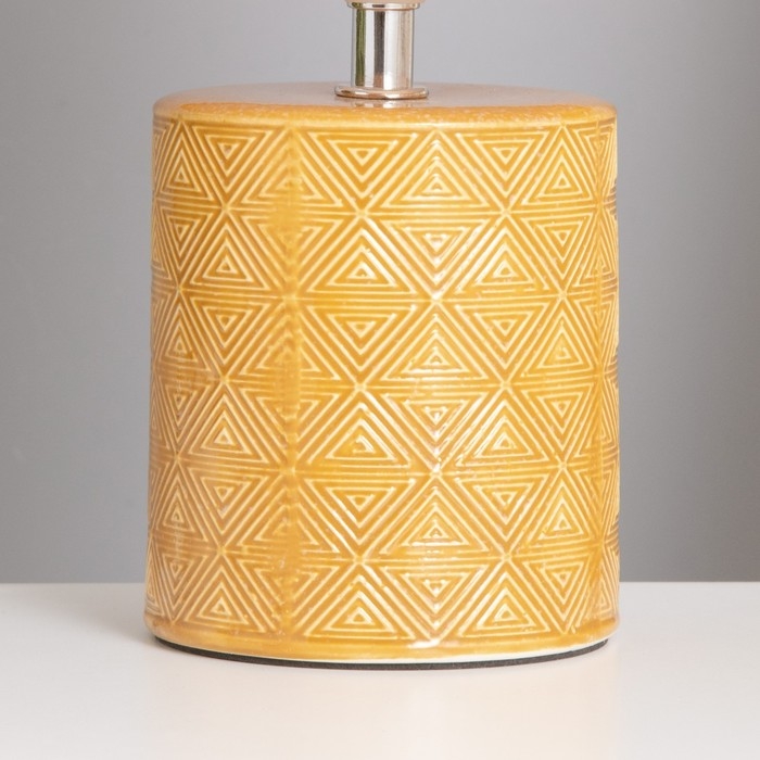 Лампа настольная Лампа настольная "Кито" 1х40Вт Е14 горчичный 13х13х25см