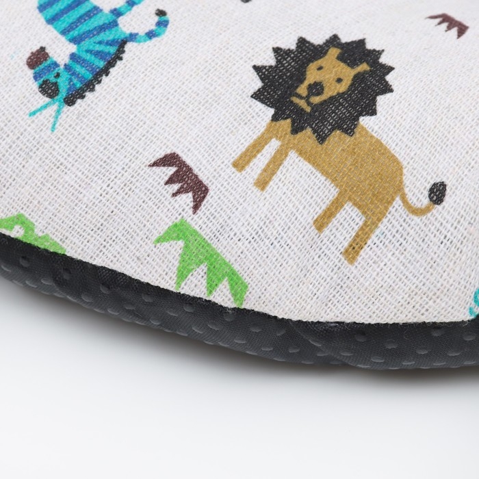 Лежак для животных  Лежак для животных "ЗооМир", 45 х 45 х 10 см, белый