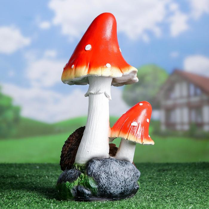 Садовая фигура  Садовая фигура "Ежи под грибами" 15х16х31см