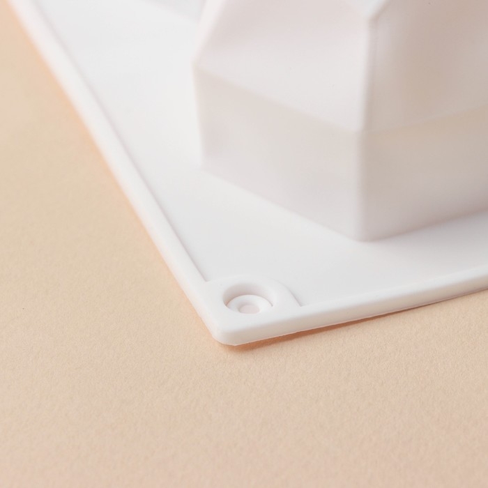 Форма для муссовых десертов и выпечки KONFINETTA «Грани», силикон, 29,5×17,2 см, 8 ячеек (5,6×6,4×4,5 см), цвет белый Форма для муссовых десертов и выпечки KONFINETTA «Грани», силикон, 29,5×17,2 см, 8 ячеек (5,6×6,4×4,5 см), цвет белый