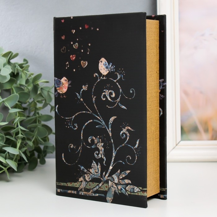 Сейф-книга дерево кожзам  Сейф-книга дерево кожзам "Птицы и завитки" 21х13х5 см