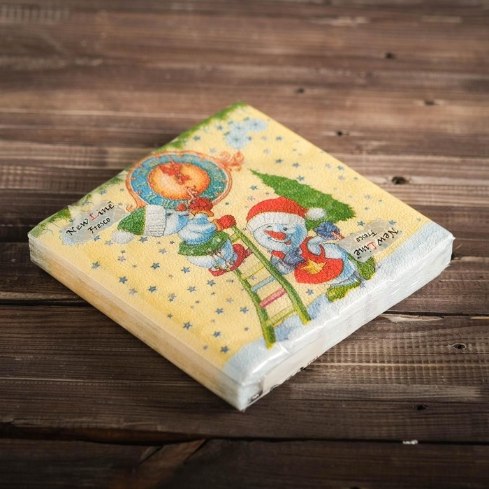 Новый год. Салфетки бумажные Fresco  Новый год. Салфетки бумажные Fresco "Снеговички-Часовички", 2 слоя, 33*33 см, 20 листов