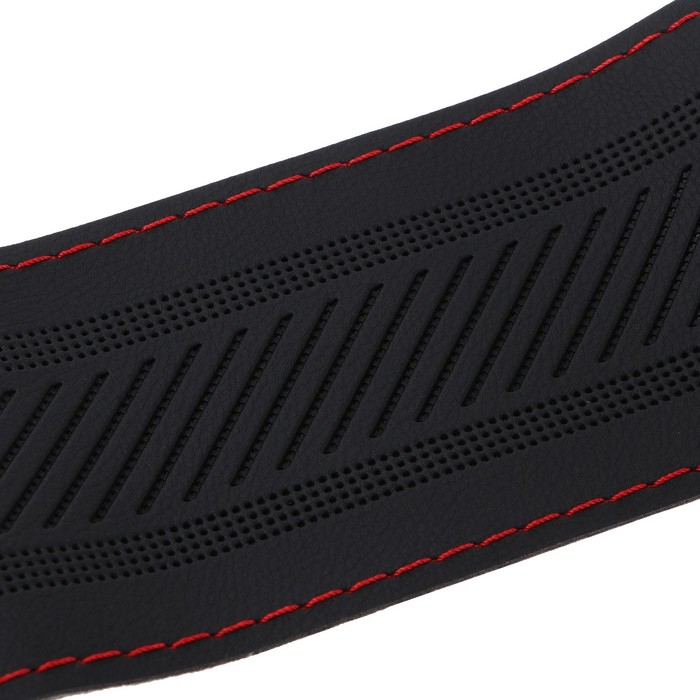 Оплетка на руль TORSO, 38 см, искусственная кожа, узор, красная нить Оплетка на руль TORSO, 38 см, искусственная кожа, узор, красная нить