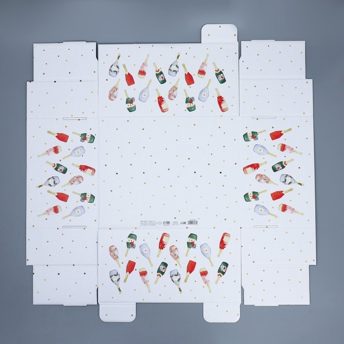 Коробка подарочная новогодняя складная «Шампанское», 31,2 х 25,6 х 16,1 см, Новый год Коробка подарочная новогодняя складная «Шампанское», 31,2 х 25,6 х 16,1 см, Новый год